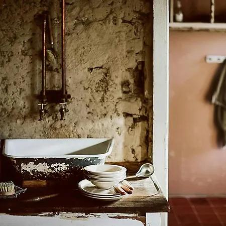 Former Village School With Sauna And Garden Feriehus